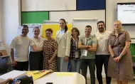 Zdjęcie grupowe po warsztatach LEGO